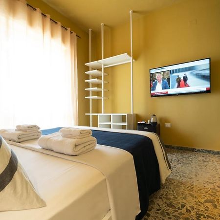 קליארי Budget Rooms Sonnino 37 מראה חיצוני תמונה