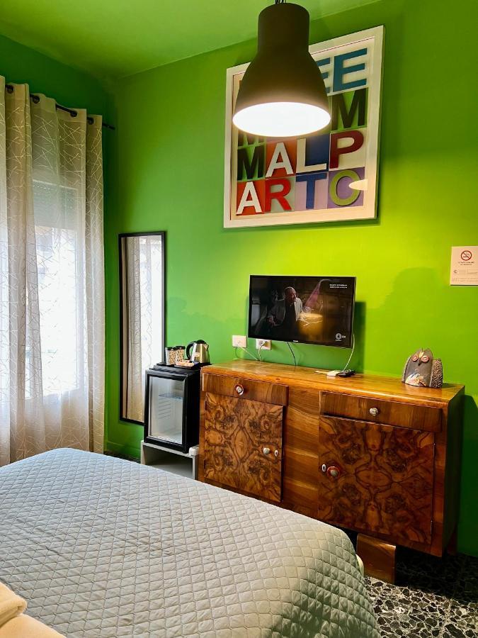קליארי Budget Rooms Sonnino 37 מראה חיצוני תמונה