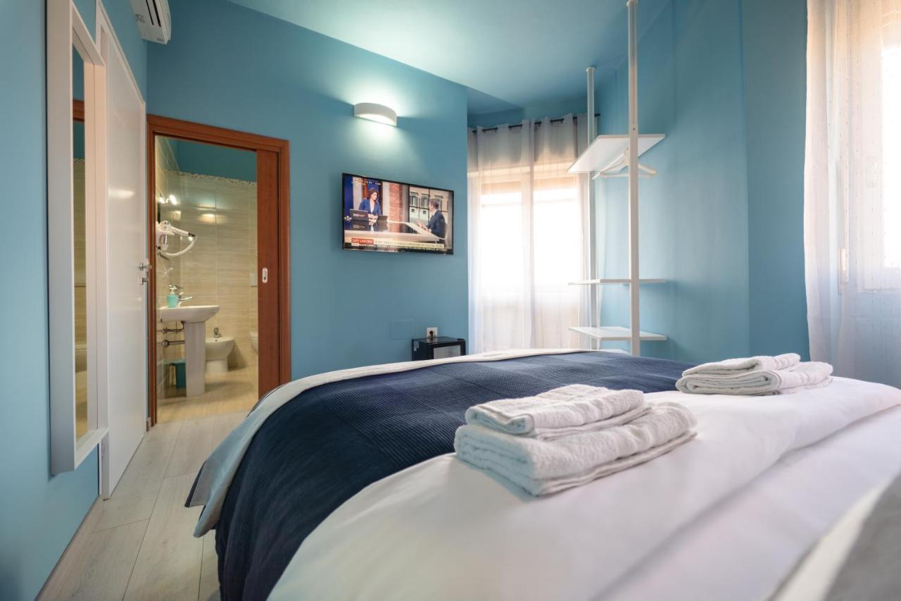 קליארי Budget Rooms Sonnino 37 מראה חיצוני תמונה